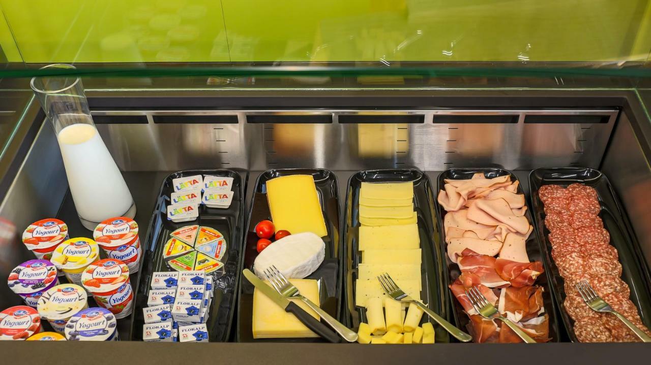 Self Check-in Von Rotz Hotel